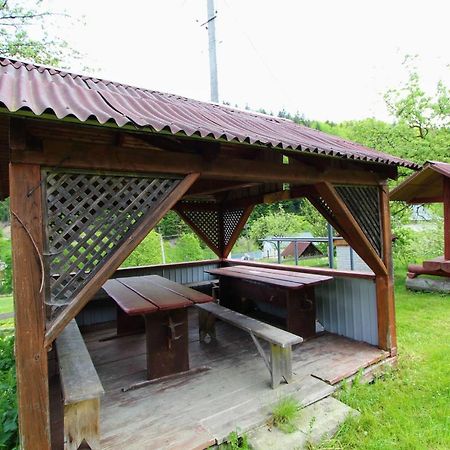 Cottage "Karpatske Shale" Яремче Екстер'єр фото