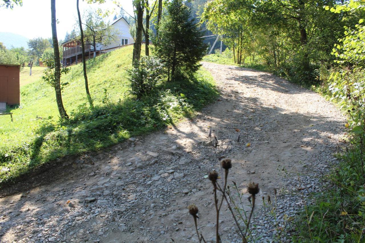 Cottage "Karpatske Shale" Яремче Екстер'єр фото