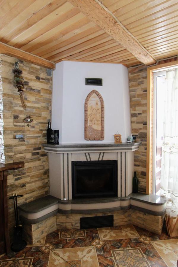 Cottage "Karpatske Shale" Яремче Екстер'єр фото